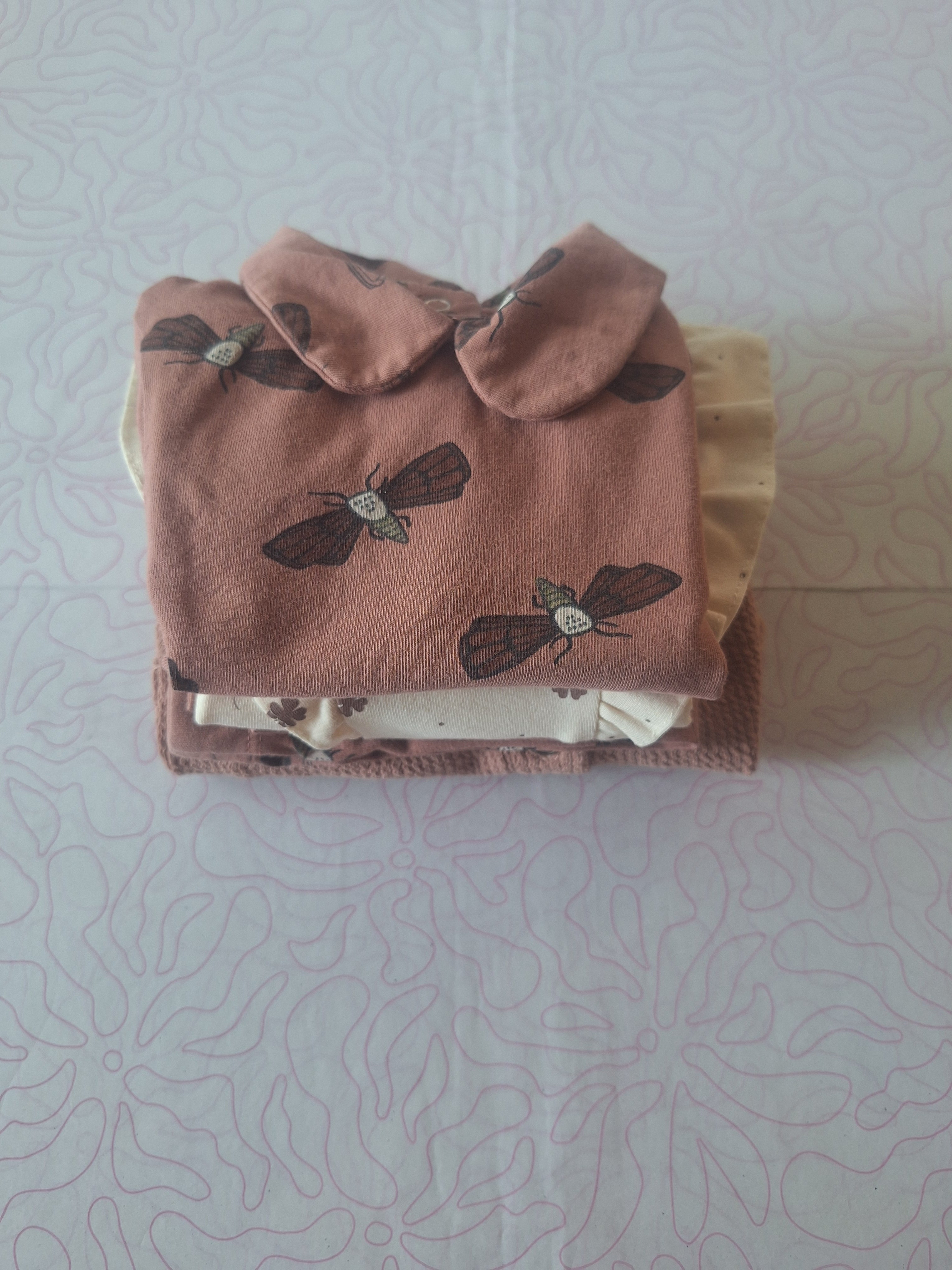Mijn eerste bundel - De roze mot - 50/56 cm