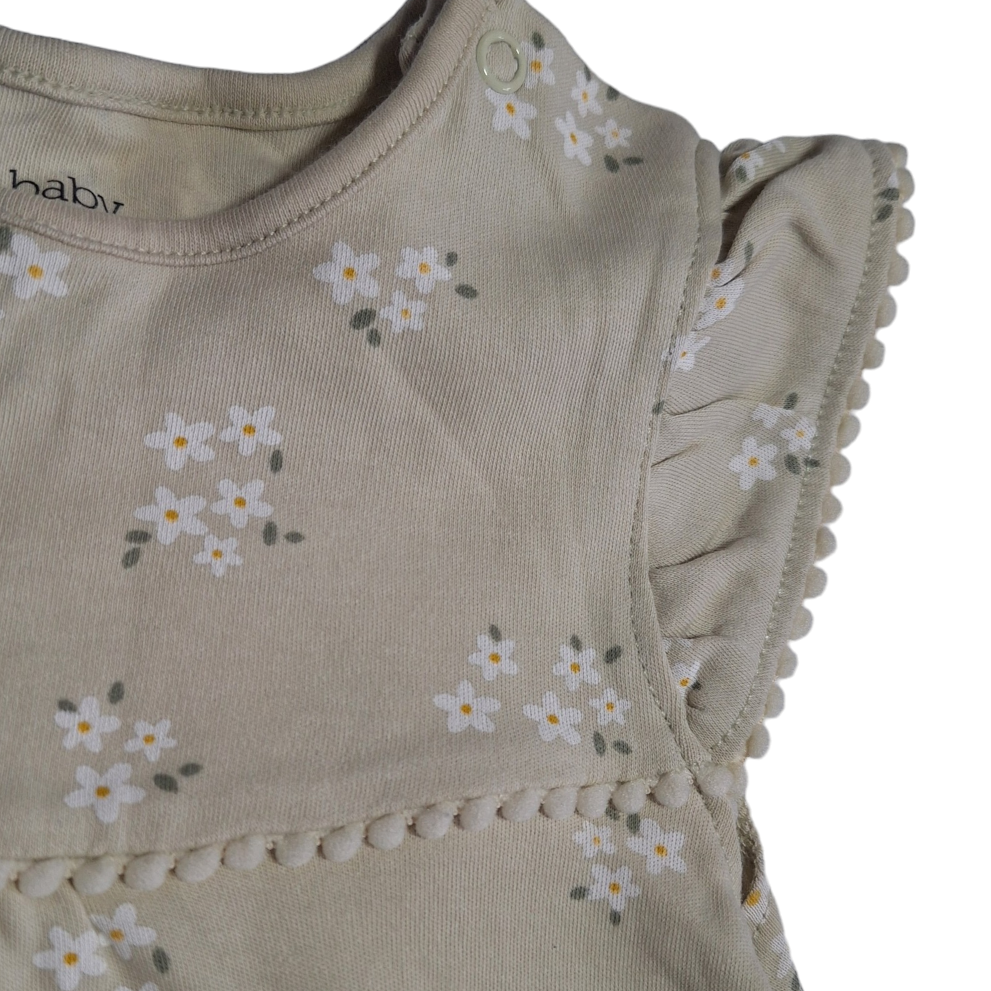 Rompers with ruffles and flowers - 9/12M