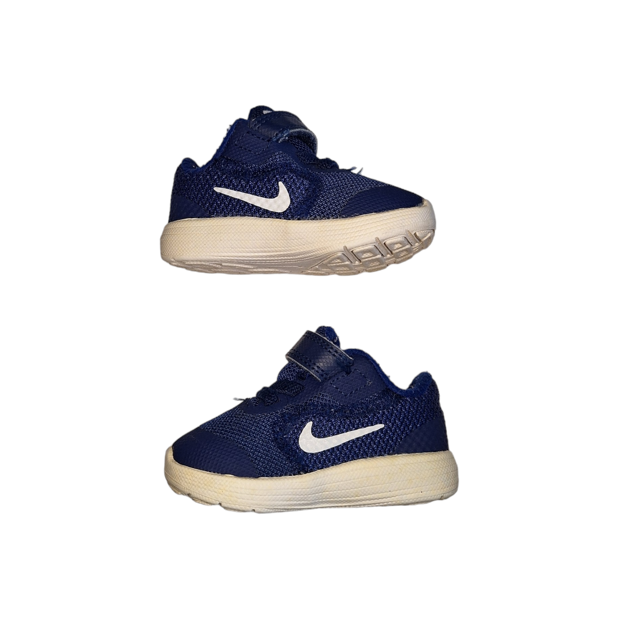 Nike Revolution non-tie - 18.5