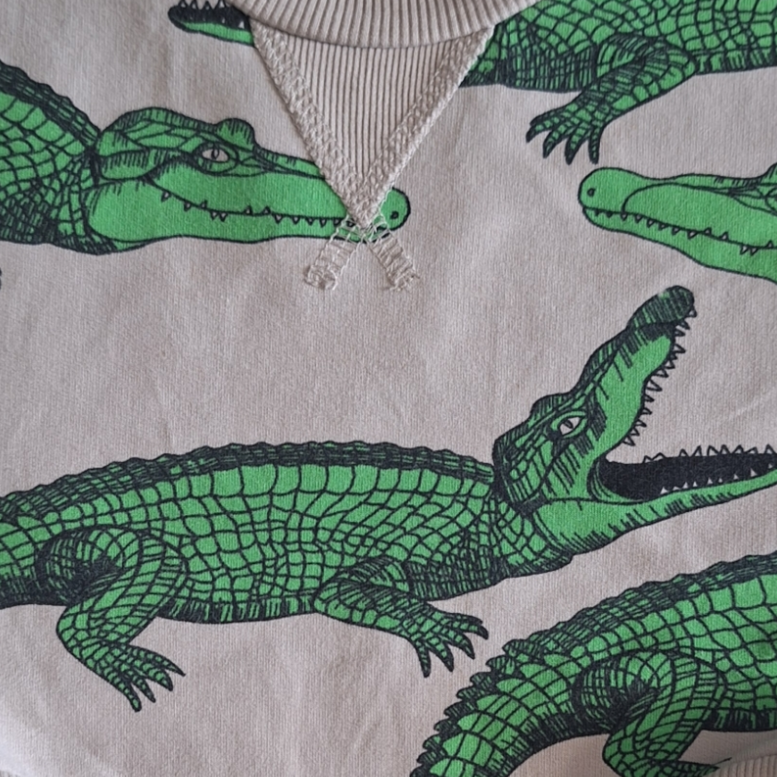 Sweatjurk krokodillen - 80/86CM