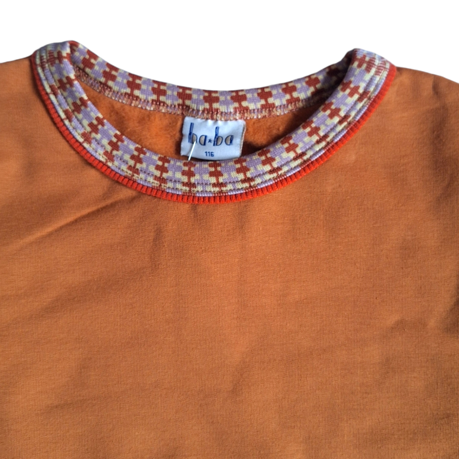 Fleece trui fantasie patroon op kraag - 116CM