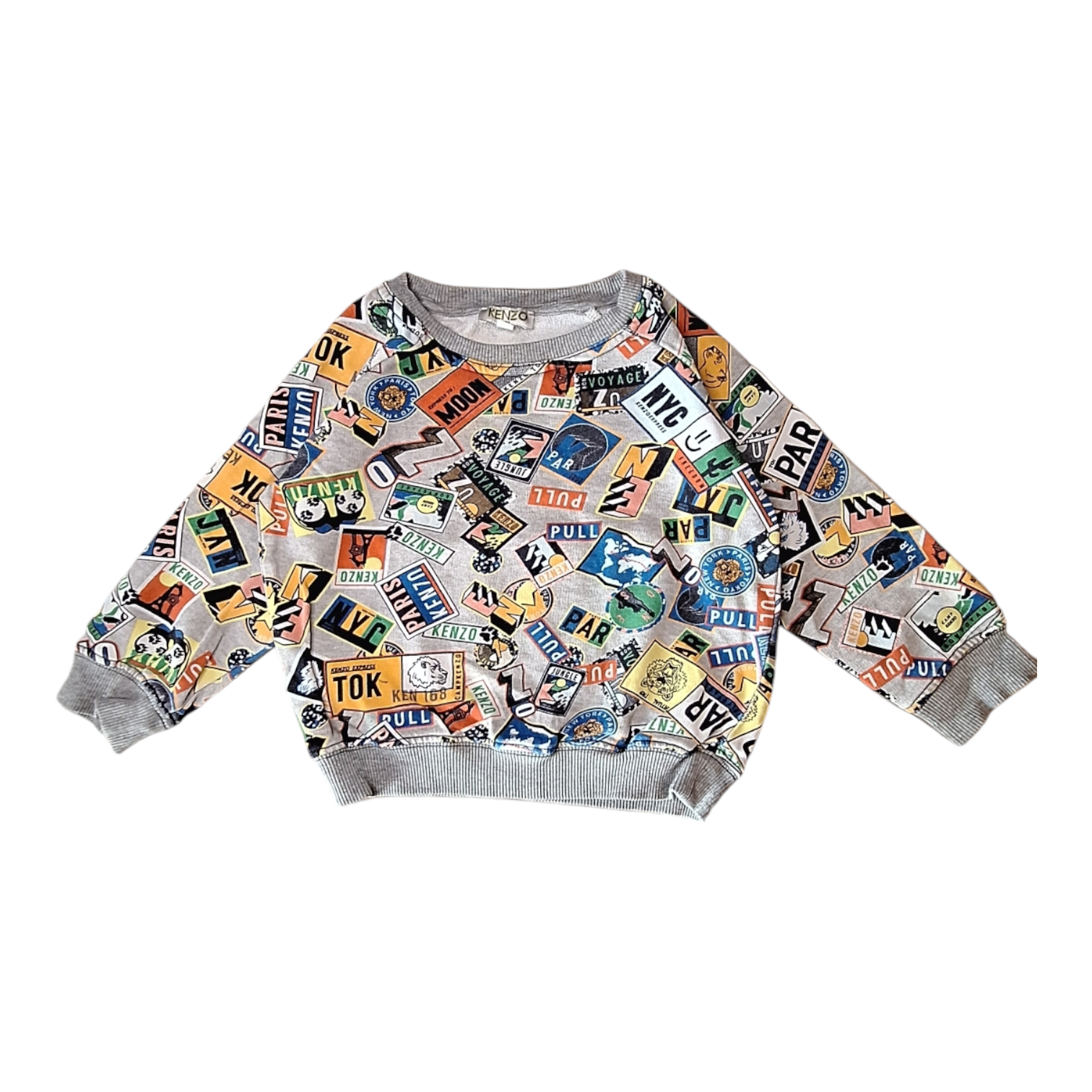 Sweater with travel tickets - 104CM