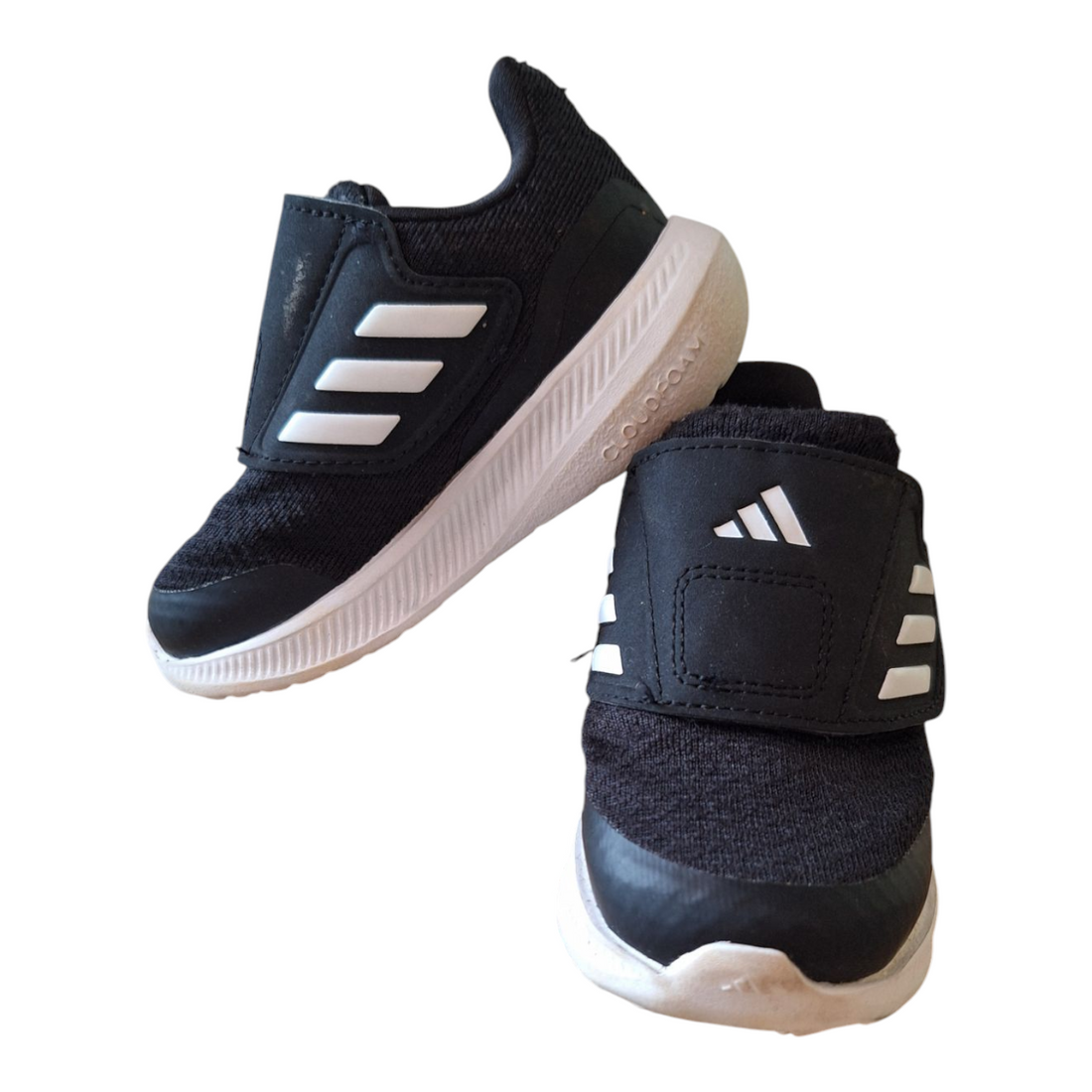 Adidas Run Falcon 3.0 shoes, size 21.
