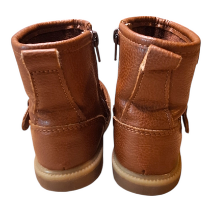 Brown boots with buckle - 22