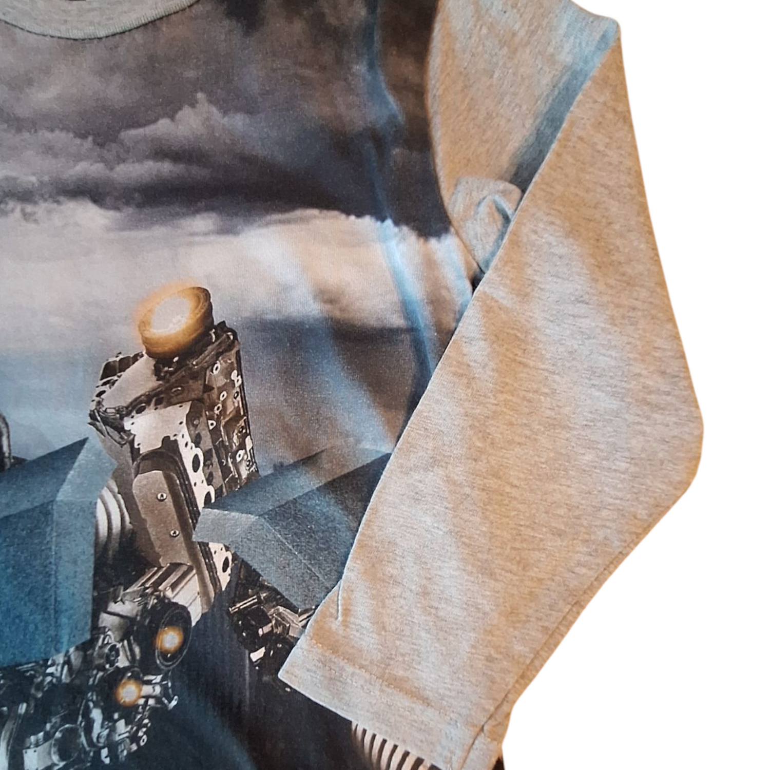 Molo transformer lomg sleeves shirt - 104CM