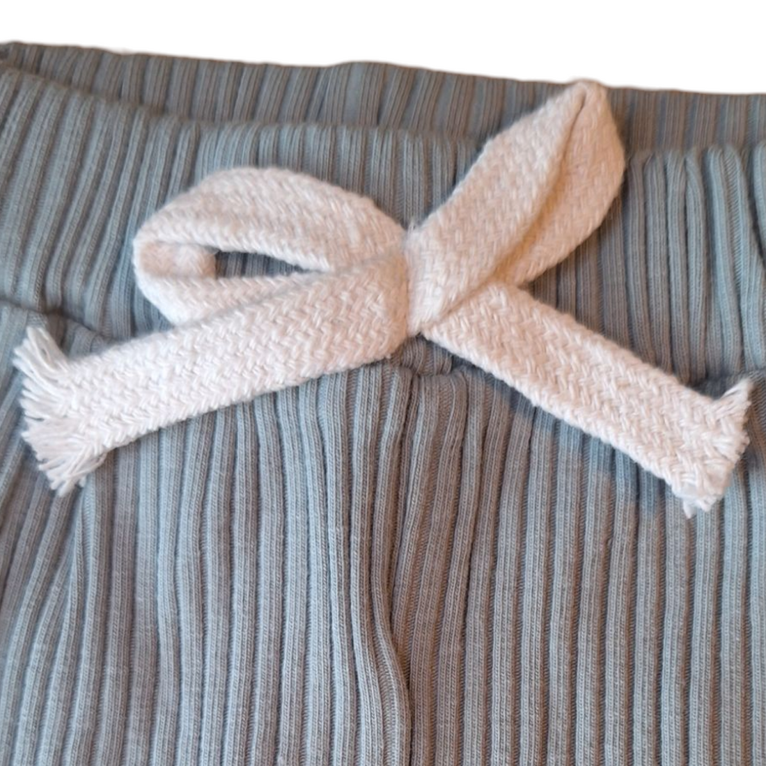 Ribbed shorts with white bow 0/3M